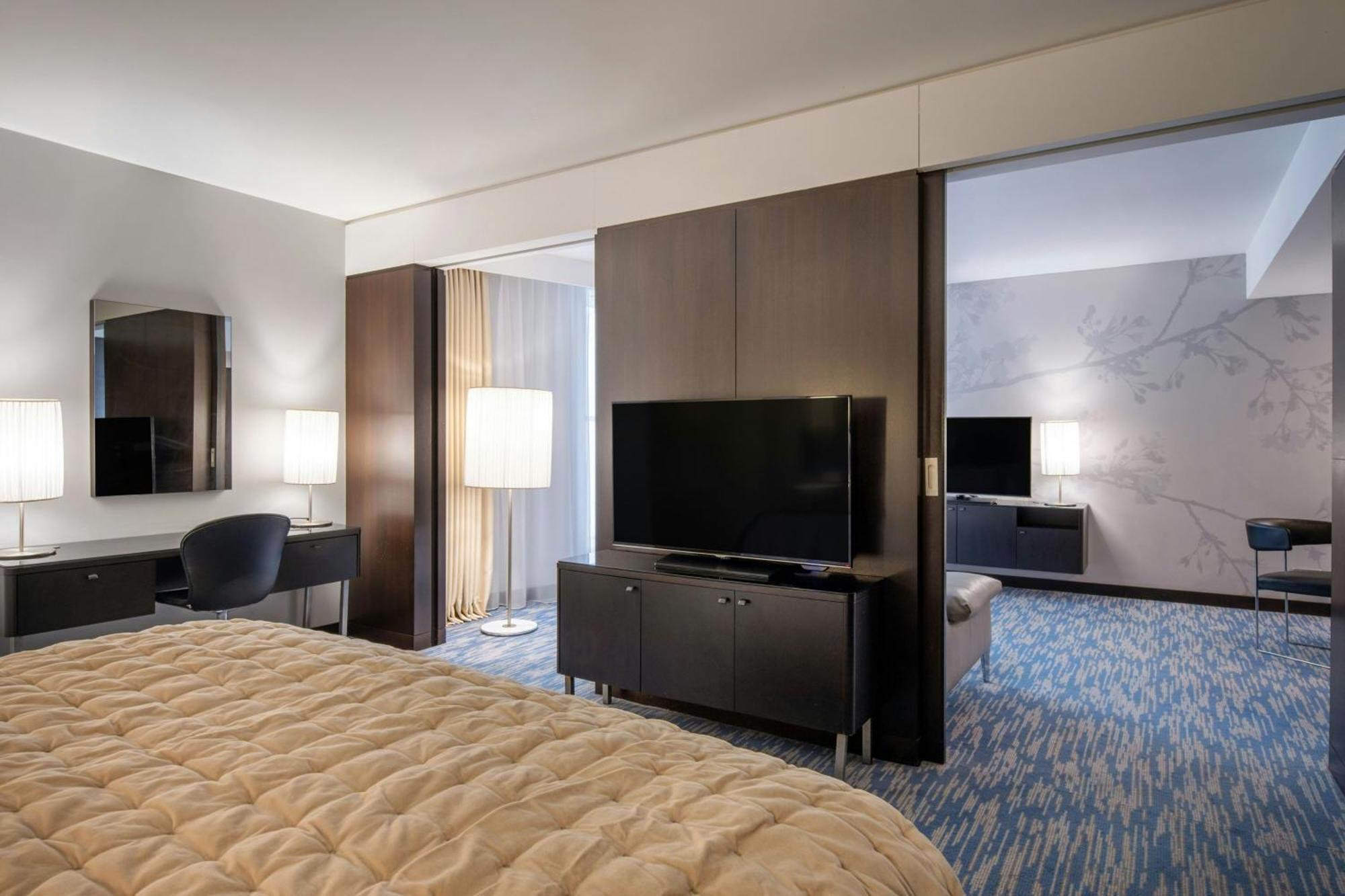 Renaissance Paris Arc De Triomphe Hotel Luaran gambar