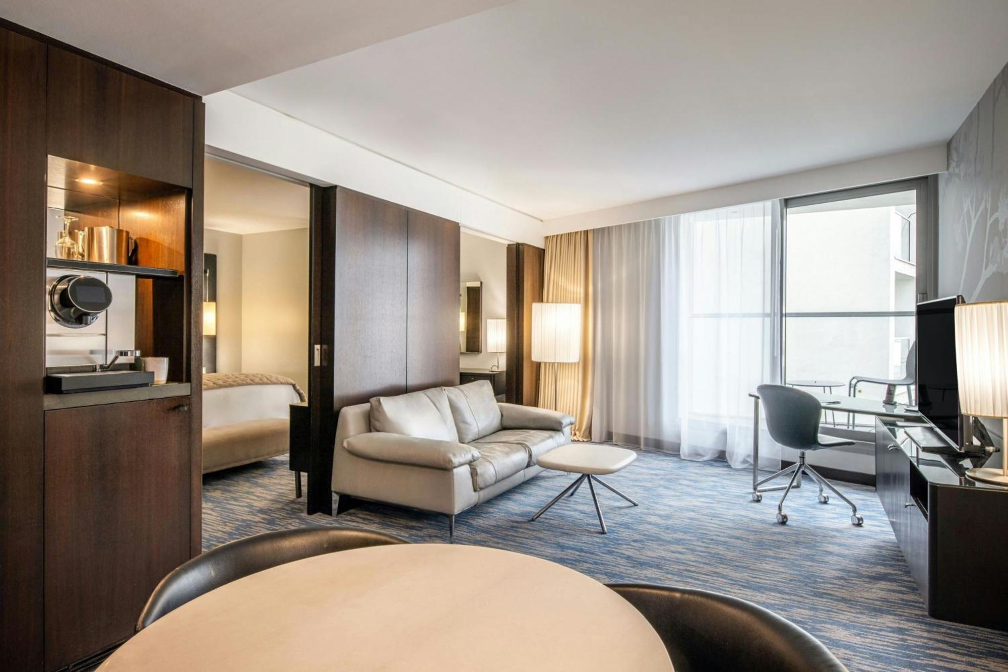 Renaissance Paris Arc De Triomphe Hotel Luaran gambar
