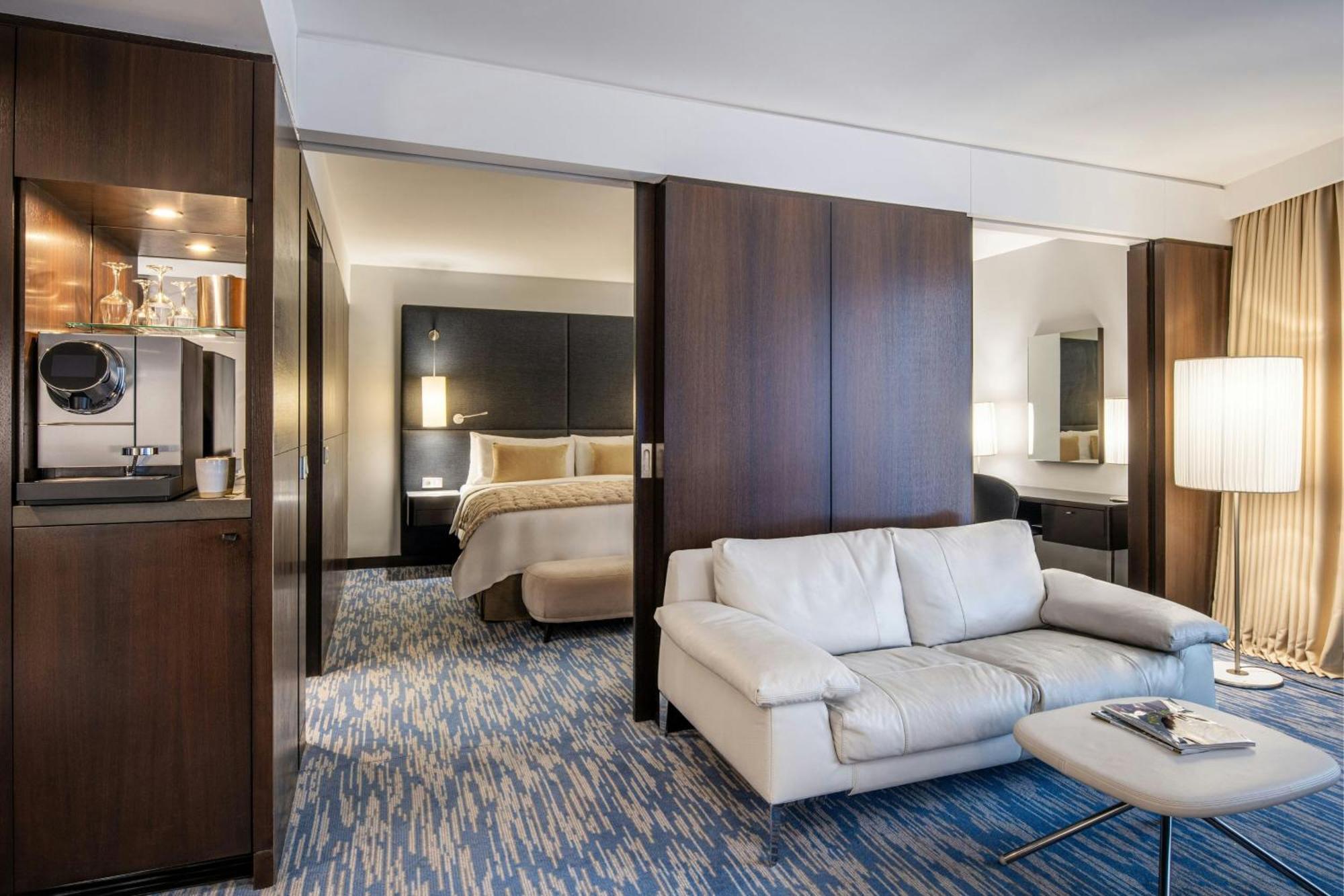 Renaissance Paris Arc De Triomphe Hotel Luaran gambar